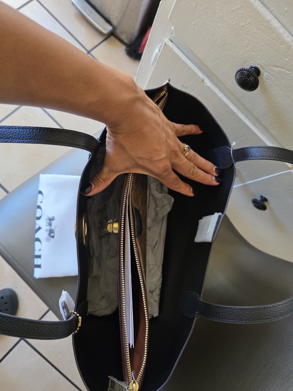 Coach Tote Bag - Picture 6 of 12